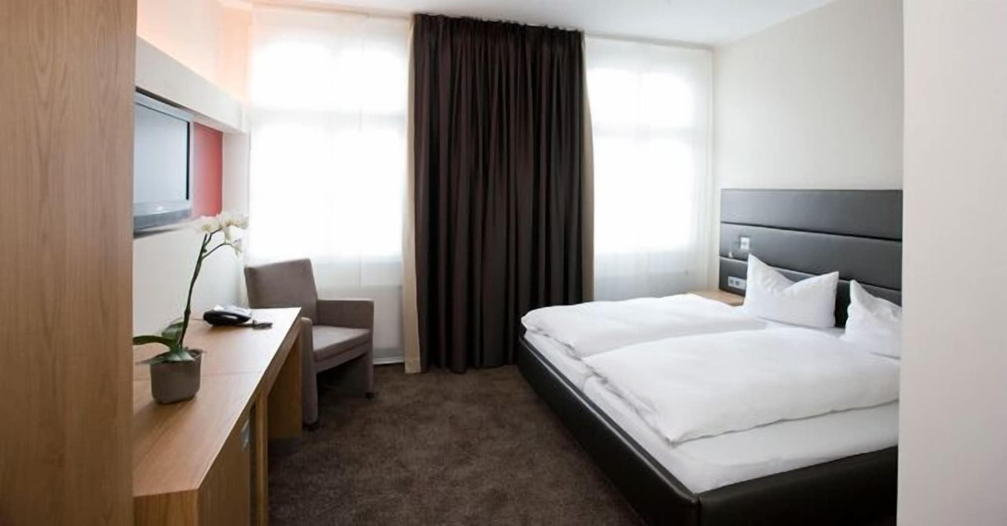 Hotel Graefrather Hof Solingen Exteriér fotografie