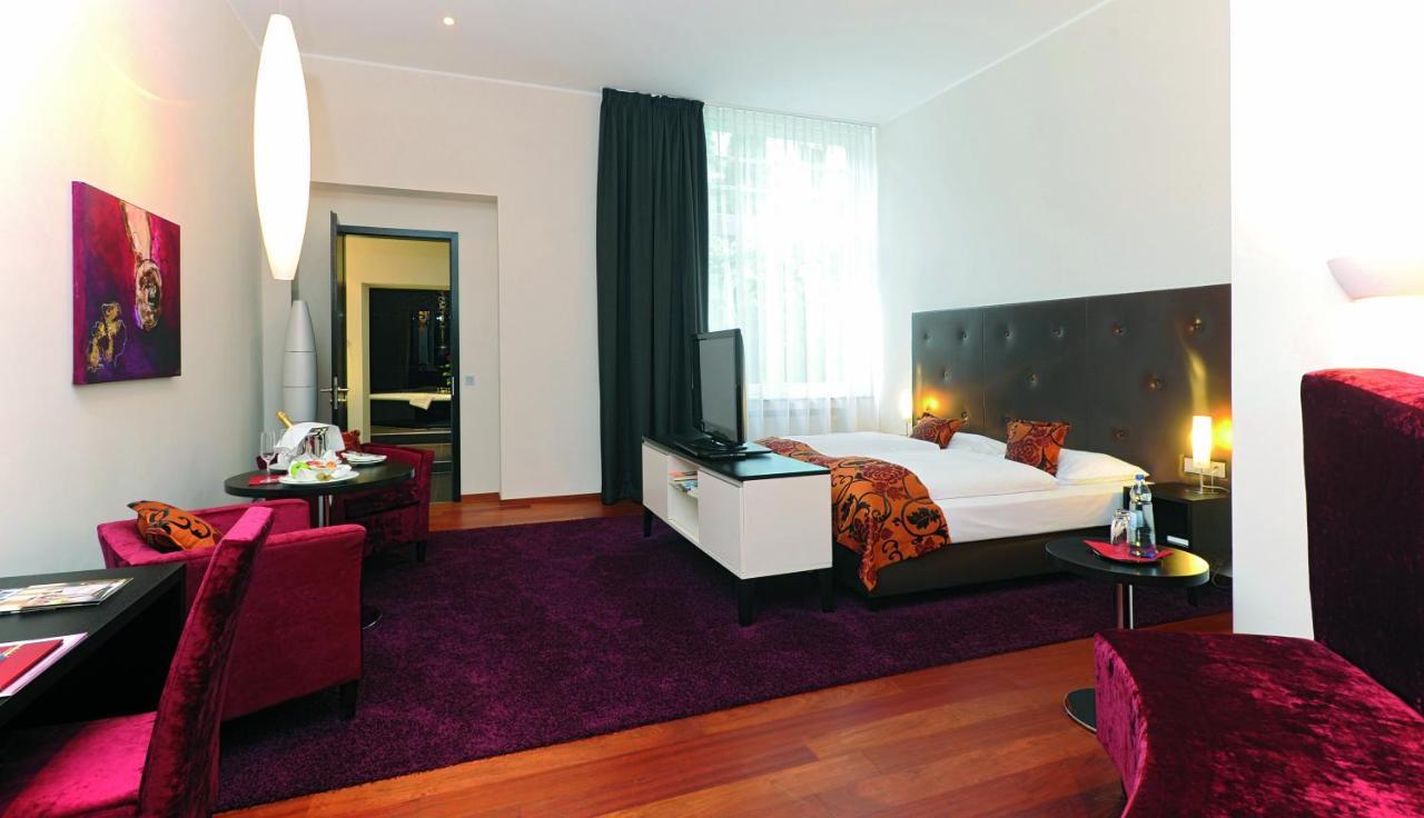Hotel Graefrather Hof Solingen Exteriér fotografie